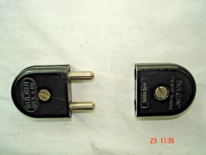 Quad II Bulgin two pin mains connector. - Picture 1 of 6