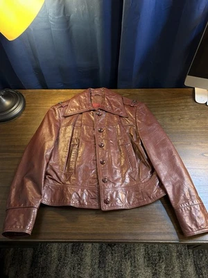 Chaqueta de cuero vintage Etienne Aigner borgoña talla 14 cuero genuino para mujer Foto 1 de 4
