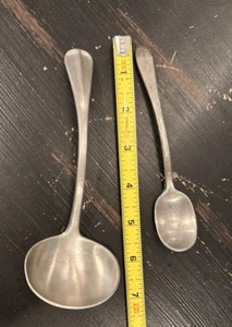 "2 cucharas de colección de peltre de Conn. House, Connecticut de 6"" y cucharón de 7""" - Imagen 1 de 6