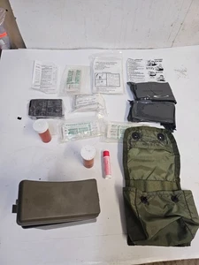 Vintage U.S. Military First Aid Kit 6545-01-094-8412 - 6545-01-094-6136 - Bild 1 von 10