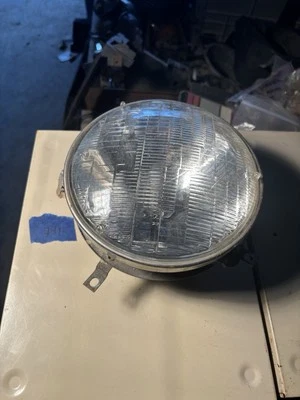 Conjunto de faros y cubo AMC SF3223722 74-76 Gremlin Foto 1 de 4