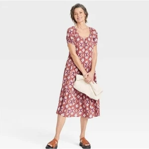 Knox Rose Batik Print Braun Kurzarm Stufen Midikleid XS Neu ohne Etikett - Bild 1 von 5