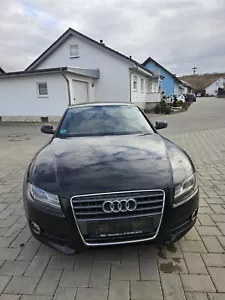 Audi A5 Mit Leichten Hagelschaden Und Anderen Leichten Schäden. - Bild 1 von 10