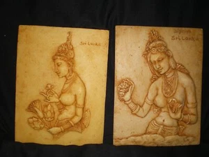 Juego De Colección De 2 Azulejos Colgantes De Pared Sigiriya Sri Lanka Sexy Diosa India - Imagen 1 de 8