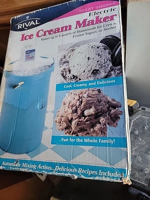 Congelador eléctrico de helado yogur Rival de colección 6 cuartos de galón modelo 8605M funcionando Foto 1 de 4