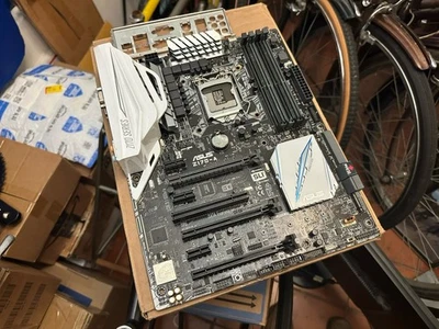 ASUS Z170-A LGA 1151 ATX Motherboard - Image 1 of 4