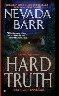 Hard Truth (Anna Pigeon) by Nevada Barr; Nevada Barr Foto 1 de 1