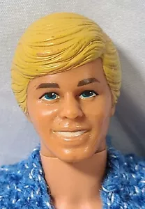 Ken Puppe OOAK Custom Altered 1968 Körper 1983 Kopf Handarbeit gehäkelt Outfit Vintage - Bild 1 von 12