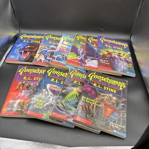 VINTAGE Goosebumps 2000 Series Paperback 10 Book Lot 1 3 5 6 7 8 9 14 15 20 READ - Picture 1 of 24