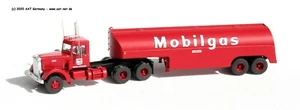 Trainworx N 55017 - Peterbilt 350 Fuel Tank Truck - Mobile Gas, Nip - Picture 1 of 3