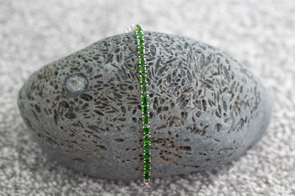 Pulsera de plata de ley con diopsido cromado Foto 1 de 1