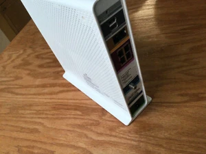 Arris Surfboard SVG2482AC Docsis 3.0 Cable Modem and Wi-Fi Router - Picture 1 of 5