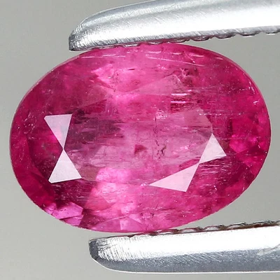 0.41ct 5.5x4mm Oval Natural Purplish Pink Tourmaline Gemstone Mozambique, Africa - Image 1 of 4