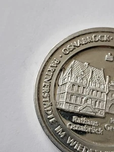 Rathaus Osnabrück auf Medaille Wiedervereinigung 3. Oktober 1990 Brandenburger T - Bild 1 von 3