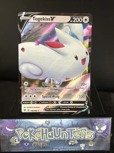 Pokemon Card Togekiss V 140/185 Vivid Voltage Ultra Rare Holo NM - Picture 1 of 2