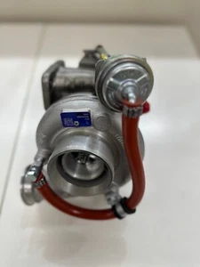 DEUTZ ORIGINAL F ACTORY TURBO CHARGER 04506187 - Picture 1 of 9