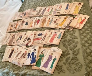 VINTAGE LOT of 37 VOGUE SEWING dress PATTERNS DESIGNER - Picture 1 of 8