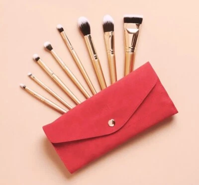 Luxie Glitter and Gold Brush Set 8 Sizes IN NEW SOFT VELOUR CARRY CASE. - Image 1 of 2