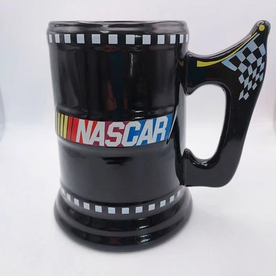 Ventiladores NASCAR: taza NASCAR, marcas Sherwood LLC 2003, apta para microondas y lavavajillas. Foto 1 de 4