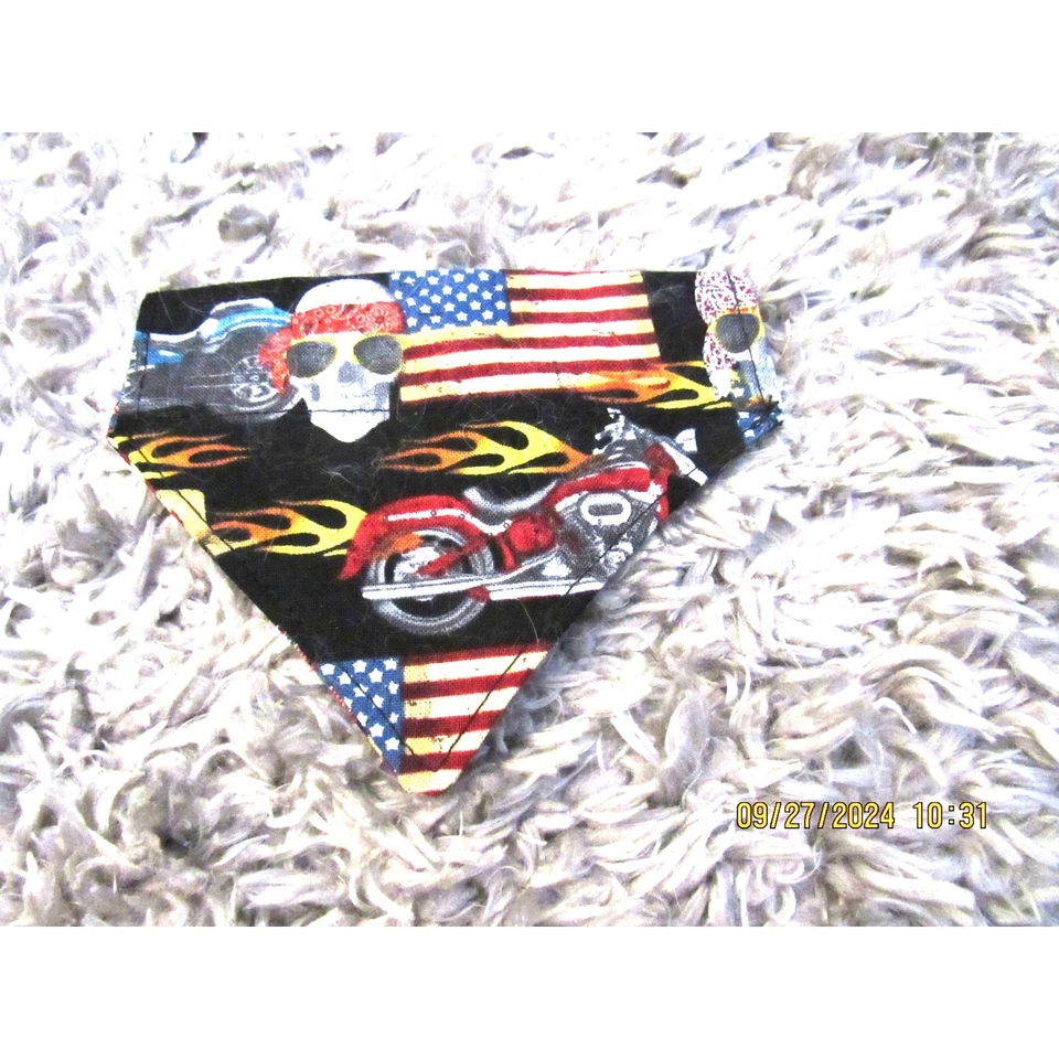 Bandana para mascotas Rebel Rider - se adapta a collares XS/S Foto 1 de 1