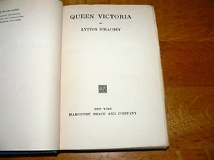Antique 1921 "Queen Victoria" Illustrated HC Biography Book by Lytton Strachey - Picture 1 of 5
