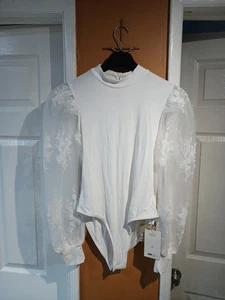 Shein Motf Elfenbein Gerippt Weiß Organza Blumen Puffärmel Top Body. Größe S - Bild 1 von 15
