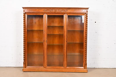 R. J. Horner 风格古董维多利亚雕刻橡木灯三书柜 — 第 1/4 张图片