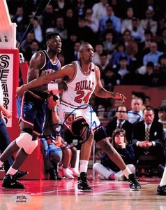 Bill Cartwright Bulls Signed 8x10 Photo Autograph PSA/DNA AN36835 - Picture 1 of 1