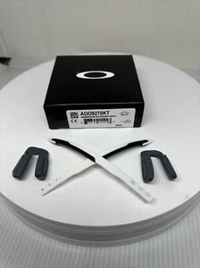 9270KT AUTHENTIC OAKLEY JAWBREAKER EARSOCKS & NOSEPADS KIT WHITE w Gray Nosepads - Picture 1 of 6