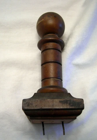 Antique Primitive TURNED WOODEN NEWEL POST FINIAL ARCHITECTURAL SALVAGE English Cover