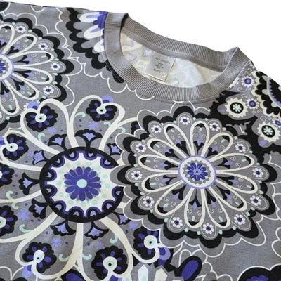 NUEVA Sudadera Vera Bradley Cuello Redondo Tranquilo Medallion XL Foto 1 de 4