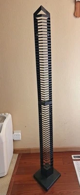  Soporte de torre de CD de metal negro para 65 CD de más de 5 pies de alto almacenamiento multimedia vintage años 70 Foto 1 de 4