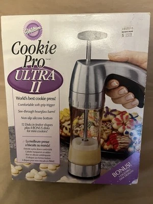 Wilton Cookie Press Pro Ultra II 2 agarre suave con discos de 19 formas Spritz 2010  Foto 1 de 4