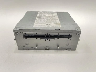 Mercedes Benz Clase C 2016 receptor de radio detrás del tablero 21387 Foto 1 de 4