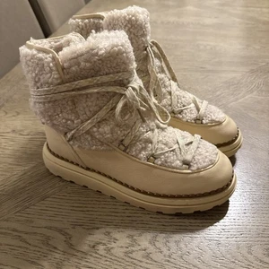 Sam Edelman Orelia gemütliche Damen-Schnürstiefelette Natur/Eierschale 10 - Bild 1 von 6