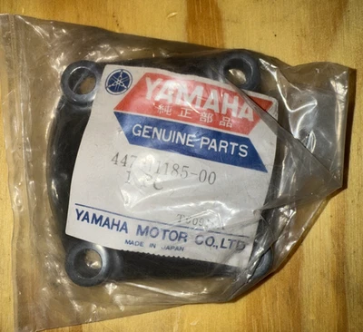 Nuevo de Lote Antiguo Yamaha 1970 XS1/1975-1983 XS650 Culata Lateral 3 Cubierta #447-11185-00 Foto 1 de 3