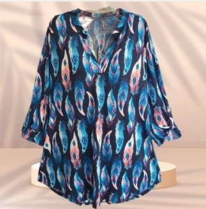 James G Womens top Blouse Tunic 3/4 Sleeves Roll Tab Blue Teal Feather Size L - Picture 1 of 12