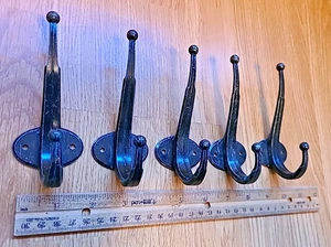 5 Aluminium Kleiderbügel Wandhaken Schlüssel Handtuch rustikal Western Deko schwarz  - Bild 1 von 8