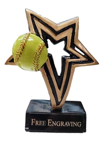 SOFTBALL Award 6" Trofeo Infinity Star, Resina Full Color NFR107, INCISIONE OMAGGIO - Foto 1 di 1