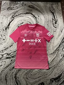 Ipswich Town FC Squad Signed Pink 3rd Football Shirt BNWT X16 Size Medium Men’s - Picture 1 of 24