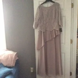 NEW LE BOS Grandmother Mother Of The Bride Groom Dress size 18 Stone Champagne - Picture 1 of 6