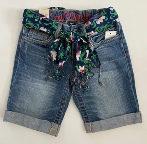 Gap Kids Medium Wash Blue Denim Bermuda Shorts Girl's Size 6 Regular NWT - Picture 1 of 3