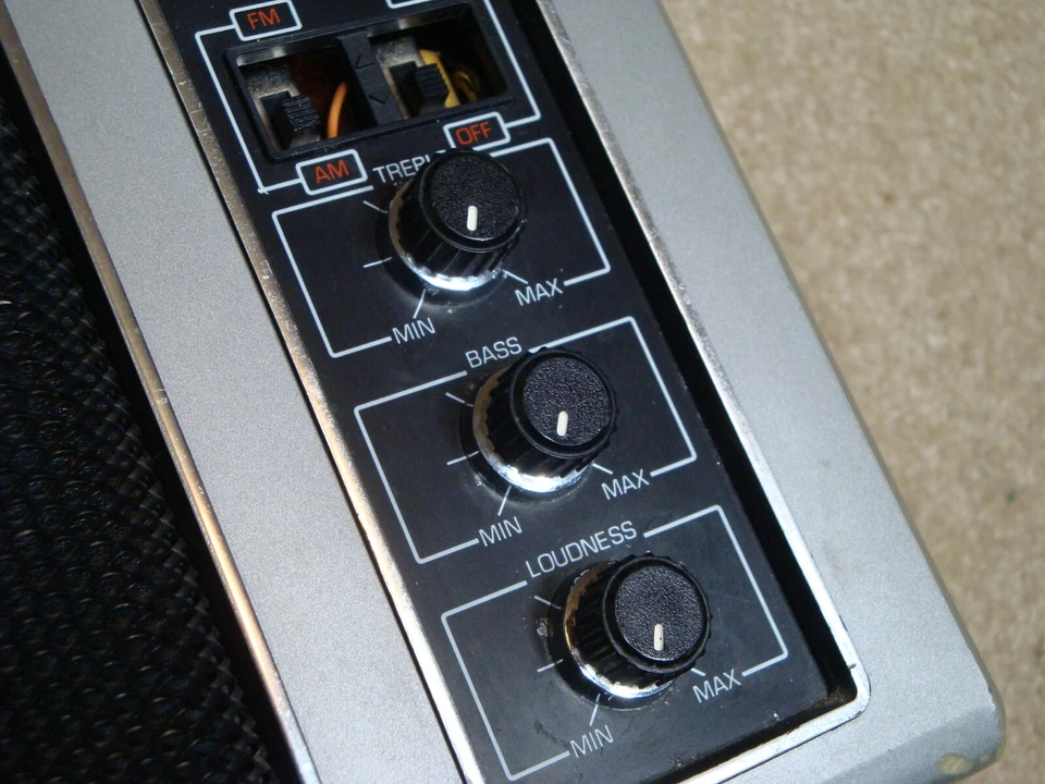 Super Radio GE 7-2880B Superadio I de colección.  perilla pequeña. pieza de repuesto. Foto 1 de 1