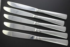 Reed & Barton Select China Stainless - Sanderling - Dinner Knives, Set of 5 - Picture 1 of 2