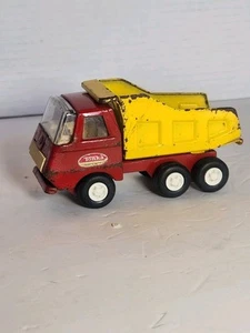 Vintage Small Tonka Truck Red Yellow Dump Truck - Picture 1 of 8