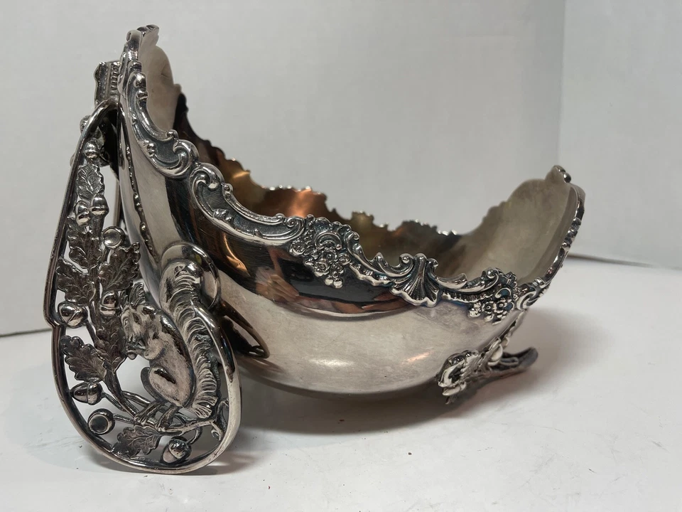 Adelphi Antiguo Victoriano Art Nouveau Plato de Plata Ardilla Nuez Cuenco Plato c1900 Foto 1 de 4