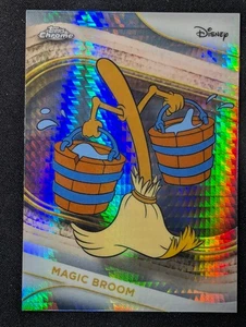 2025 Topps Chrome Disney - Magic Broom #189 Prism Refractor - Imagen 1 de 2