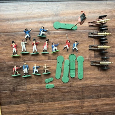 "Lote de figuras de plástico vintage de soldados de la guerra revolucionaria, cañones 2,5""" Foto 1 de 4