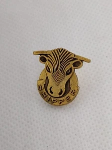 Shipper Bull Cow Animal Face Lapel Tack Pin - Picture 1 of 5