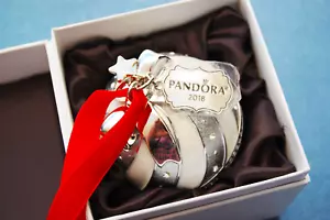 Genuine Pandora Christmas Ornament - White Bauble - Rockettes - 2018 - Charm Box - Foto 1 di 3